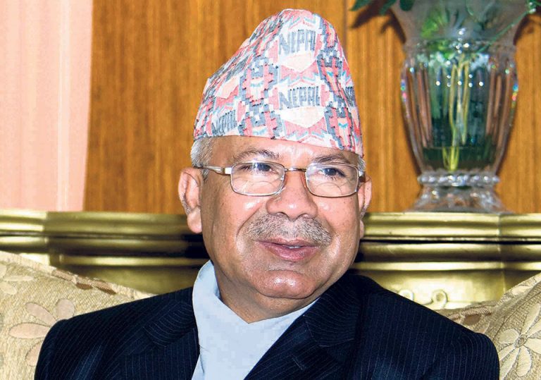 पूर्वप्रधानमन्त्री माधवकुमार नेपाल दाङ आउदै