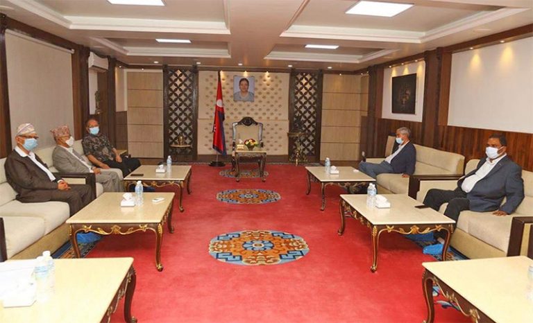 नयाँ सहमति गर्दै सकियो गठबन्धनको बैठक
