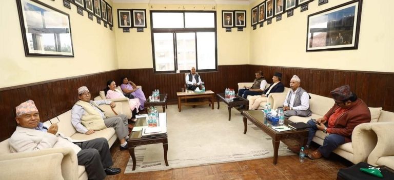 गठबन्धनको चुनावी तयारी समितिको बैठक : गयो बागीलाई बालुवाटारबाट फोन